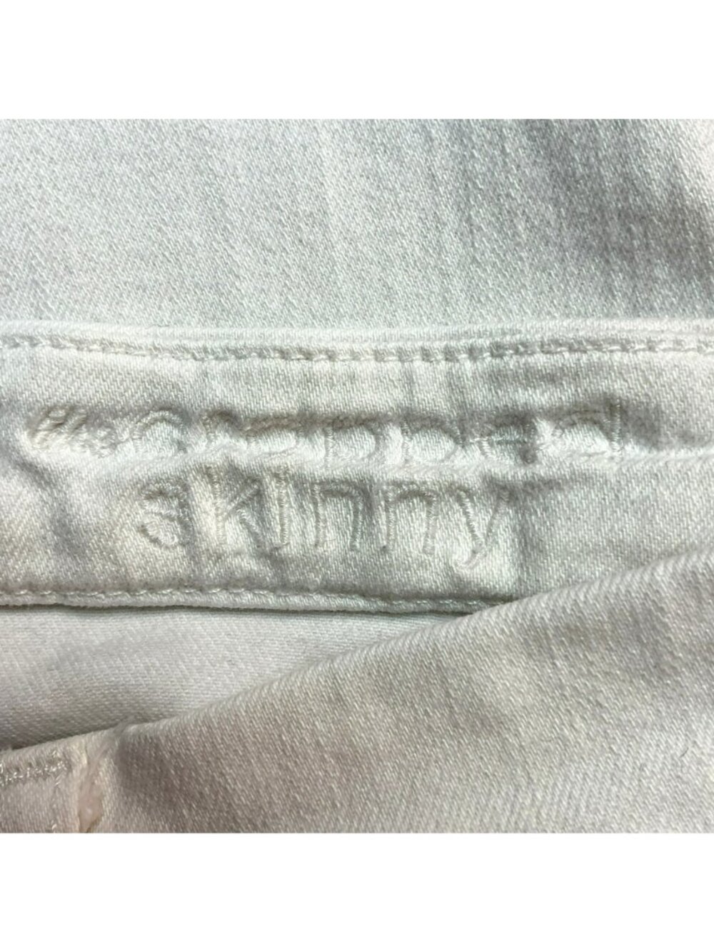 7 For All Mankind Cropped Skinny Jeans Womens 27 White 94% Cotton Stretch Denim - Picture 10 of 13
